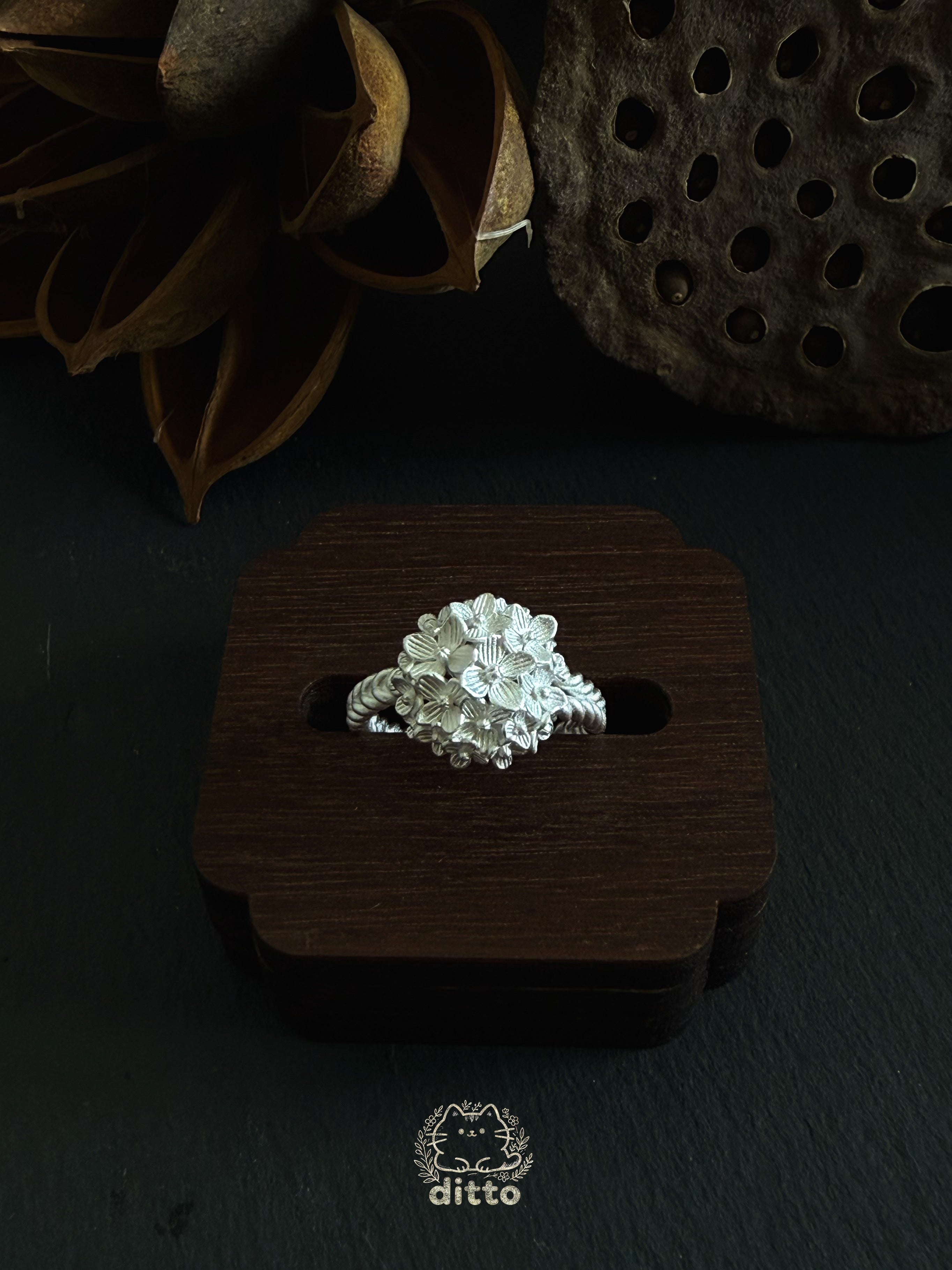 <銀植繪> 繡球花 戒指 · S925 Hydrangea Ring